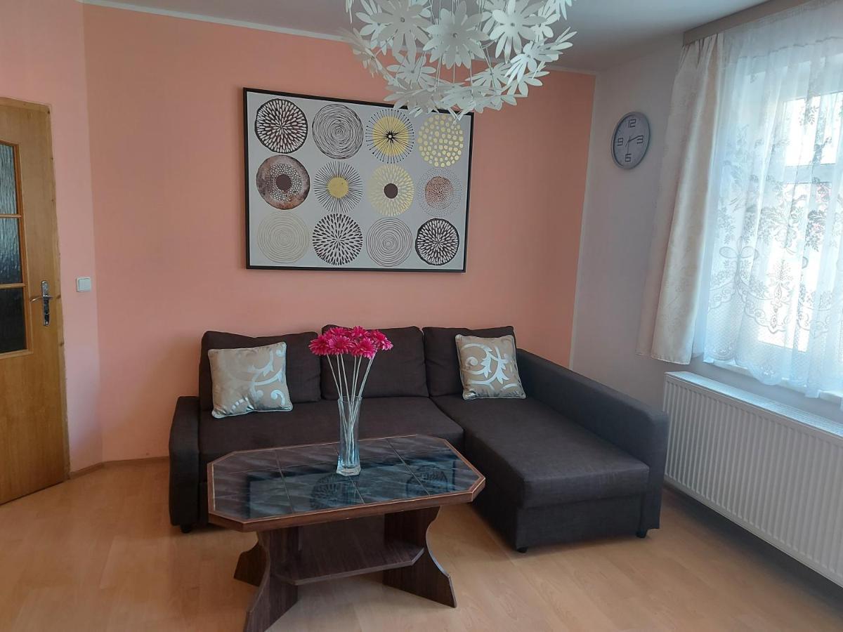 Krusne Hory Apartment